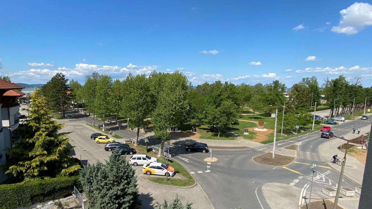 Mifi Apartman Balatonlelle Exterior foto