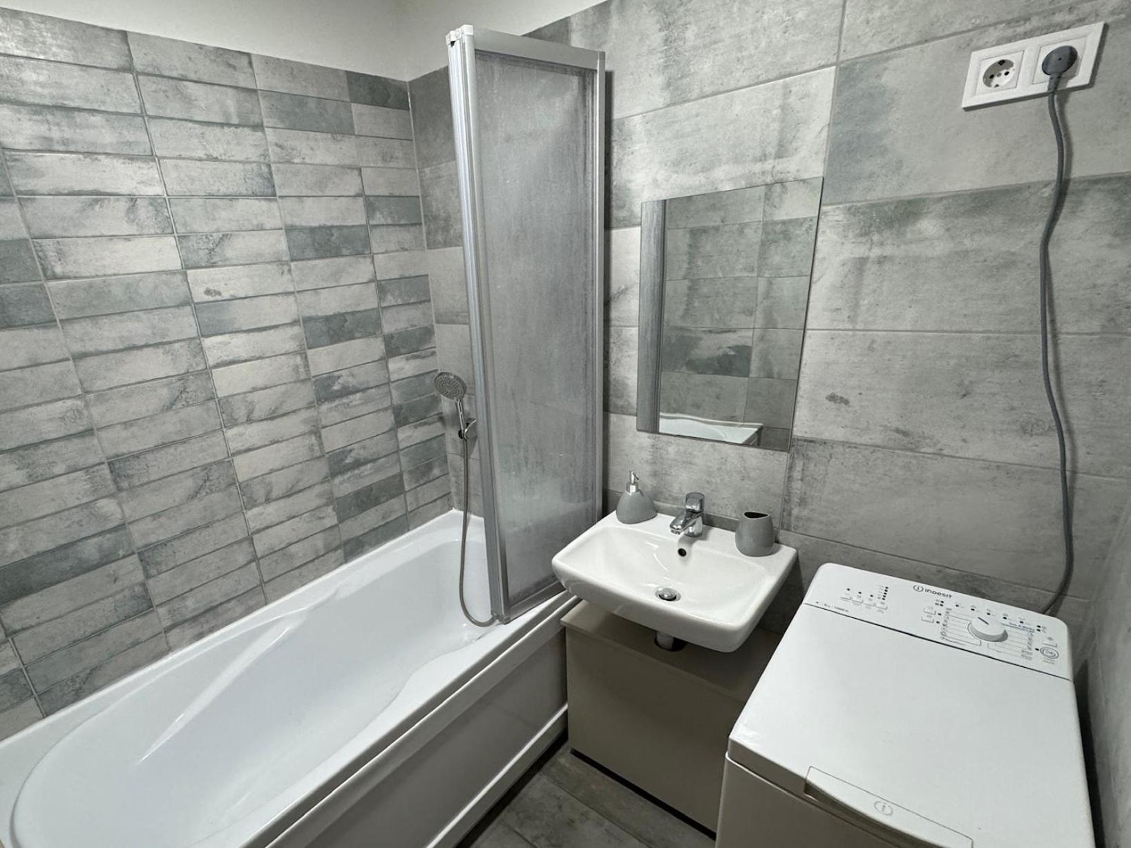 Mifi Apartman Balatonlelle Exterior foto